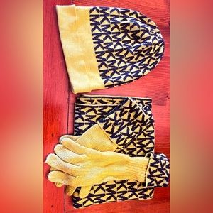 Michael Kors Winter hat, scarf and glove set
